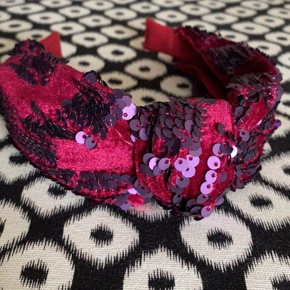 NEW ANTHROPOLOGIE Velvetina Sequined Knot Headband - Picture 3 of 3